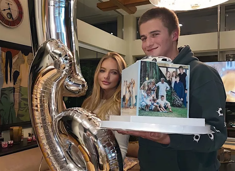 Sweet 16: сын Дмитрия Пескова отметил день рождения в компании Татьяны Навки и сестер Лизы и Нади
