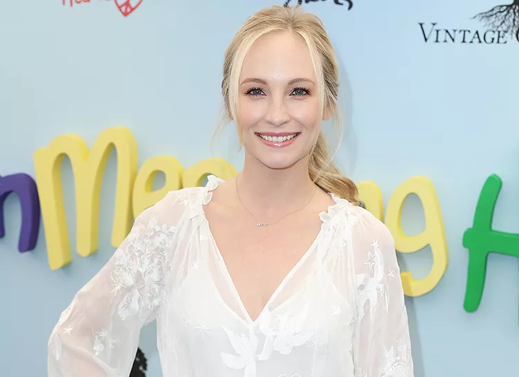 Звезда Дневников вампира Кэндис Аккола ждет второго ребенка