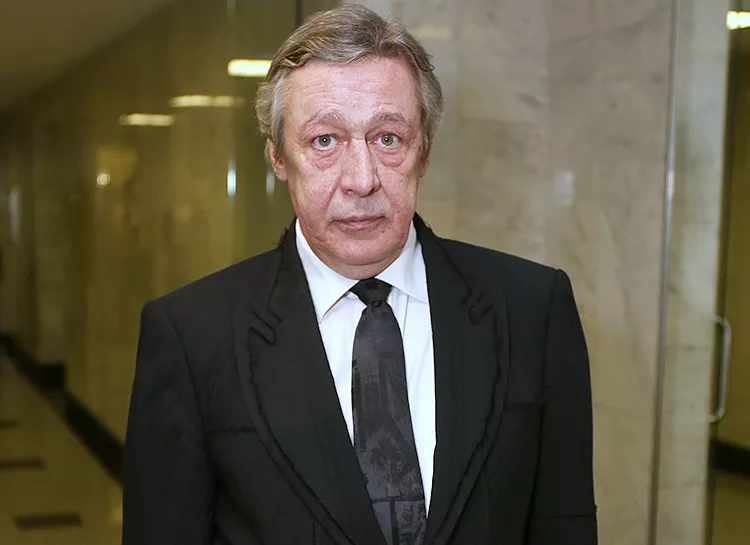 Михаил Ефремов стал виновником серьезного ДТП, в результате которого погиб человек