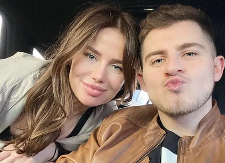 Алекса спровоцировала слухи о расставании с женихом через три недели после помолвки