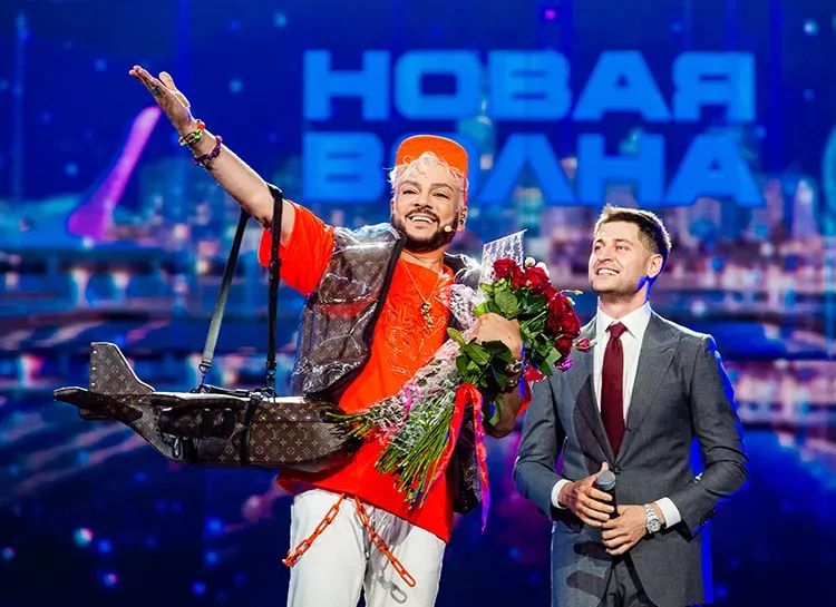 Яркие моменты Новой волны: лидер второго дня, танцы Киркорова, предложение руки и сердца
