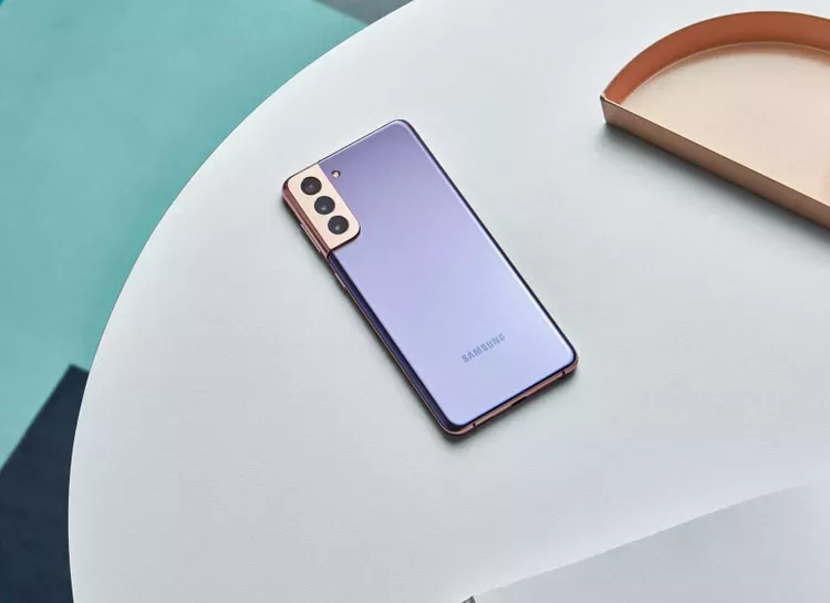 Новая серия смартфонов Samsung Galaxy S21 доступна в России