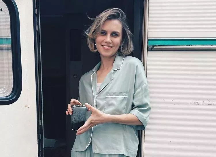 Дарья Мельникова о разводе с Артуром Смольяниновым, психотерапии и воспитании двоих детей