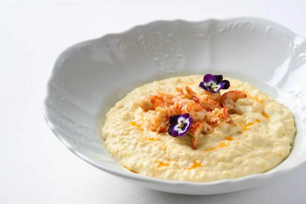 Каша пшенная с раковыми шейками (450 руб.)