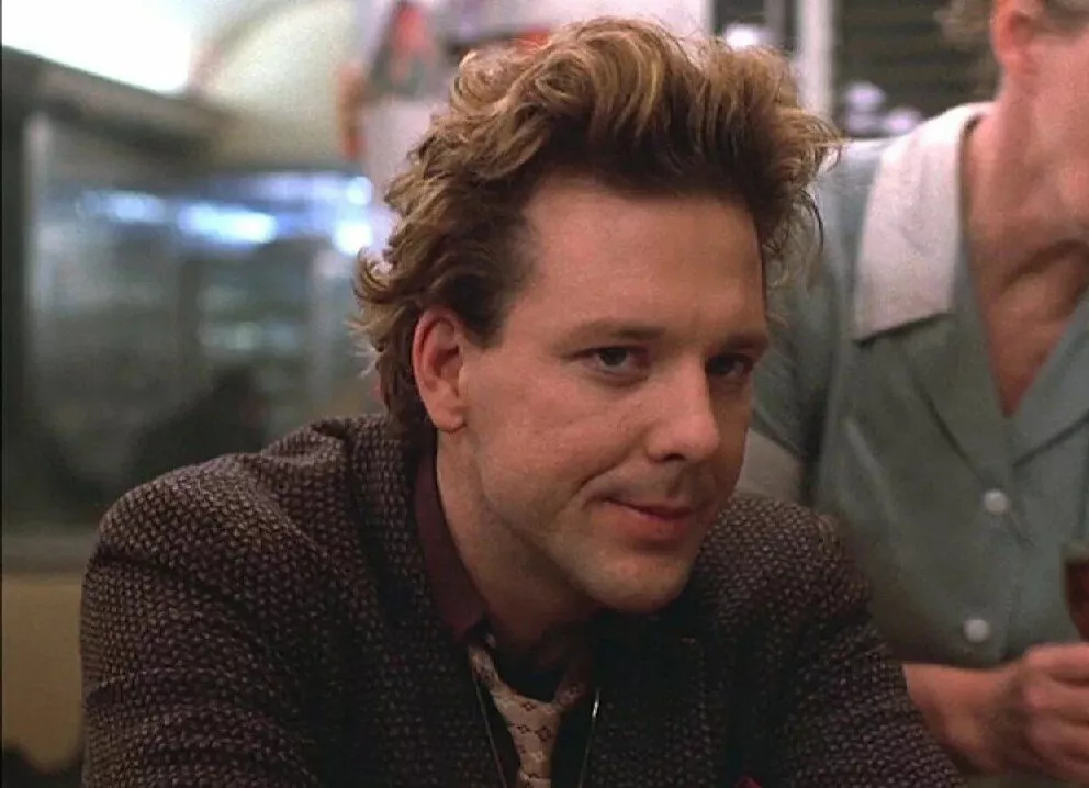 Микки Рурк просит финансовой помощи у фанатов