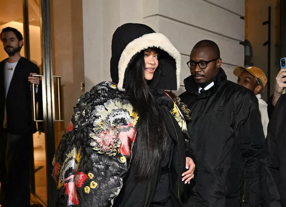 Рианна отправилась на ночной шопинг в Париже