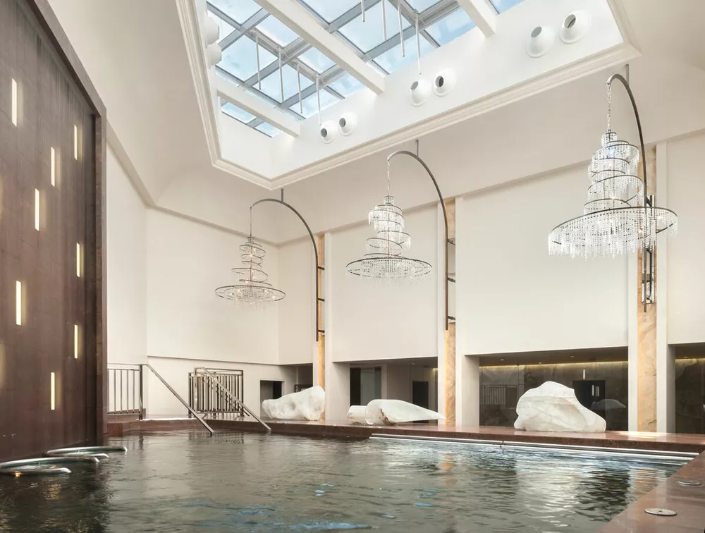 Бассейн в Luceo Spa