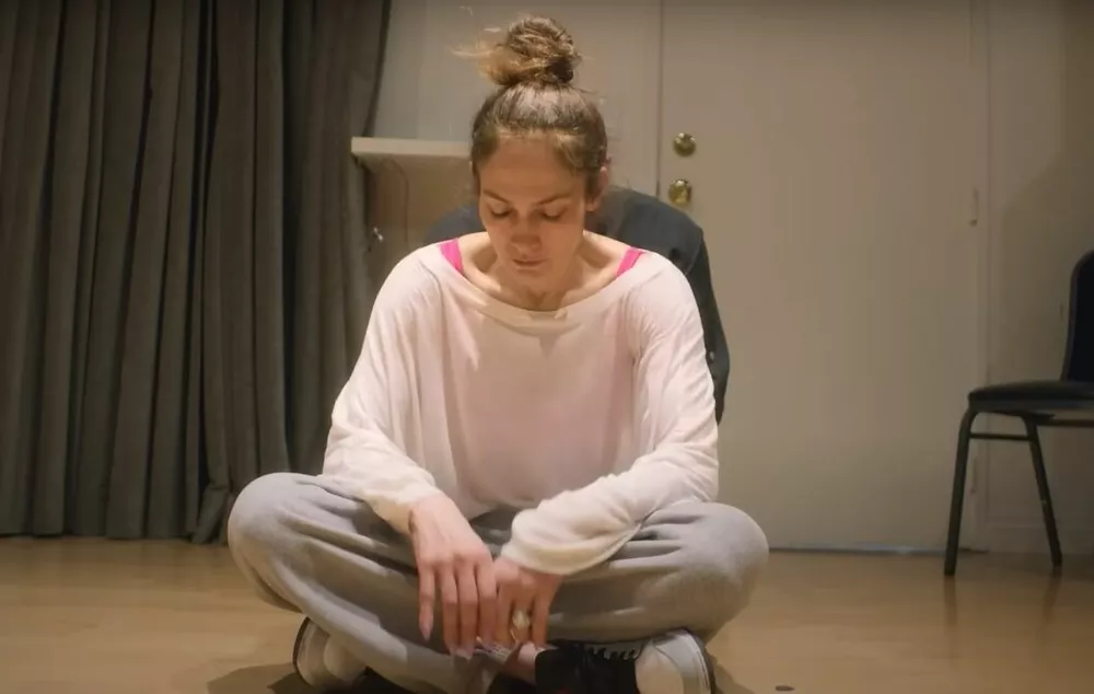 Кадр из фильма Дженнифер Лопес