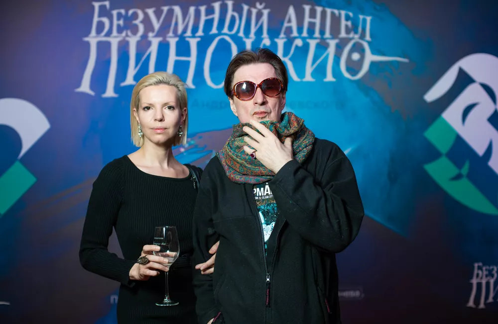 Анжей Захарищев фон Брауш  со спутницей