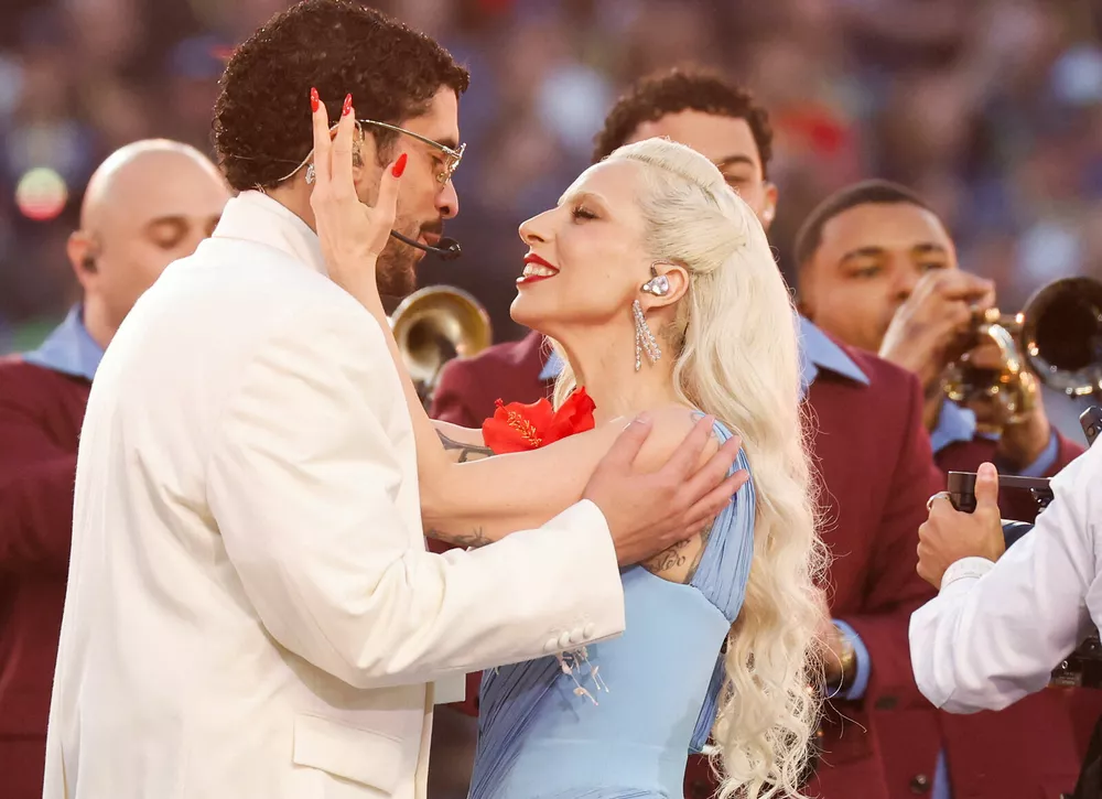 Леди Гага трогательно поблагодарила Bad Bunny за дуэт на Супербоуле