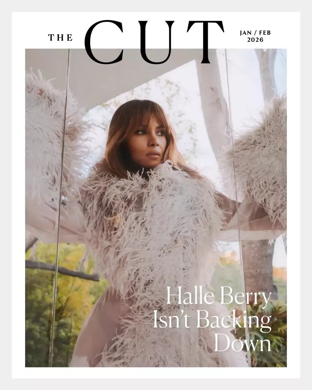 Холли Берри на обложке The Cut
