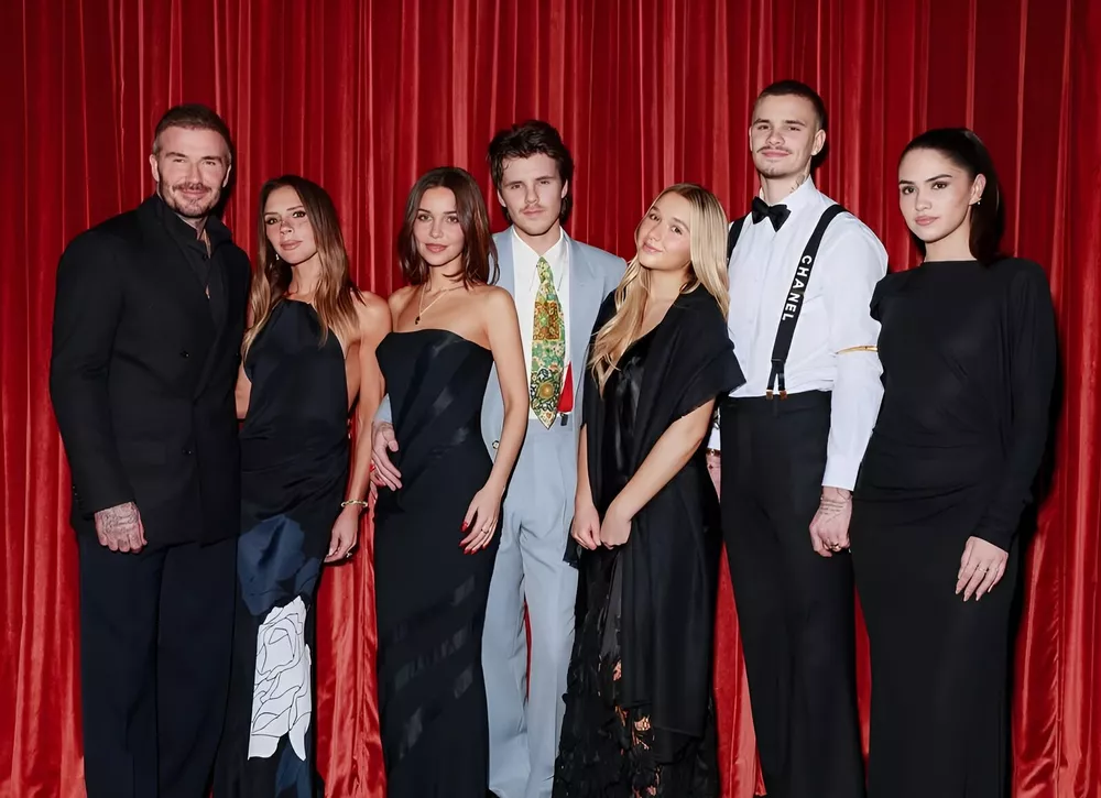 Семейство Бекхэмов празднует день рождения сына Круза без его брата Бруклина