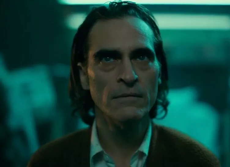 Опубликованы первые кадры со съемок нового Джокера с Хоакином Фениксом и Леди Гагой в главных ролях