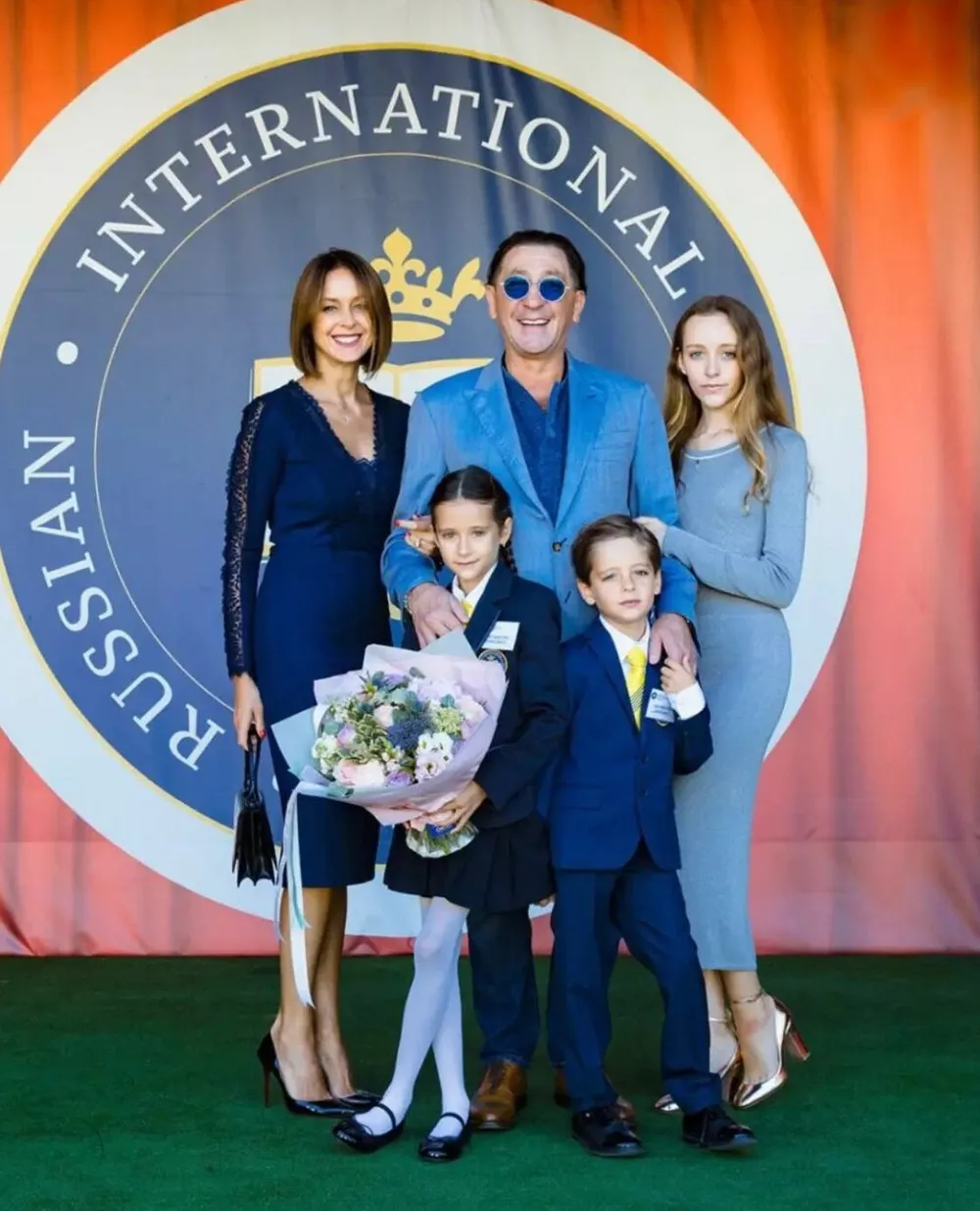 Лепс с бывшей женой Анной и детьми