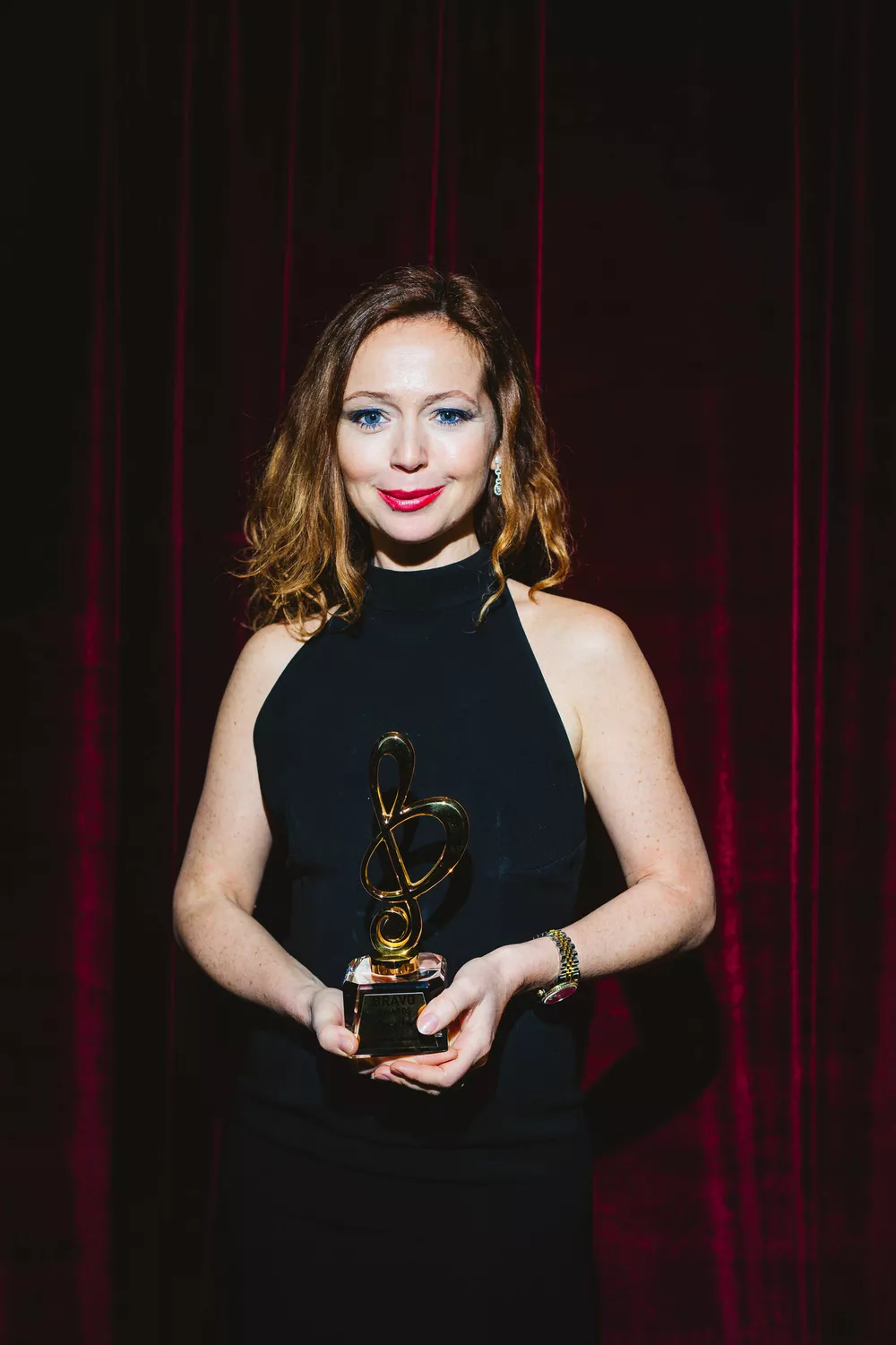 Елена Захарова