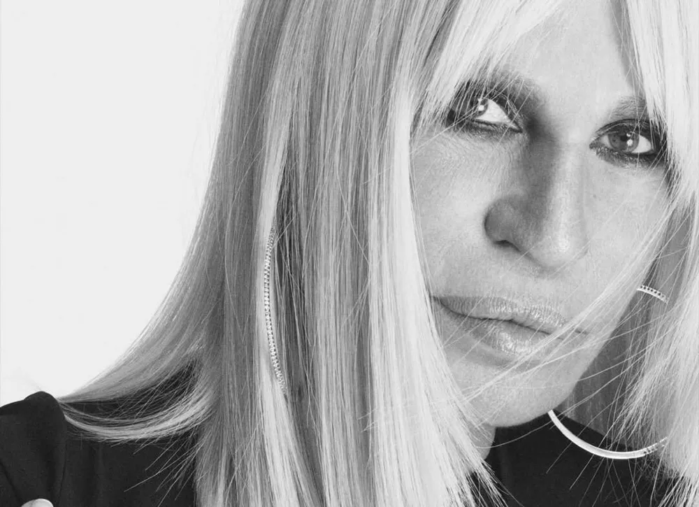 Донателла Версаче покидает пост креативного директора бренда Versace