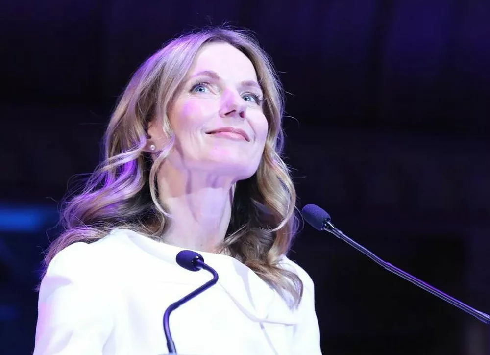 Джери Холлиуэлл сделала громкое заявление по поводу женских зарплат 