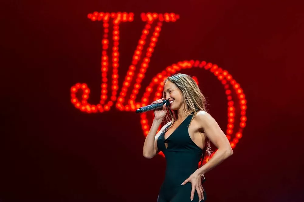 Дженнифер Лопес