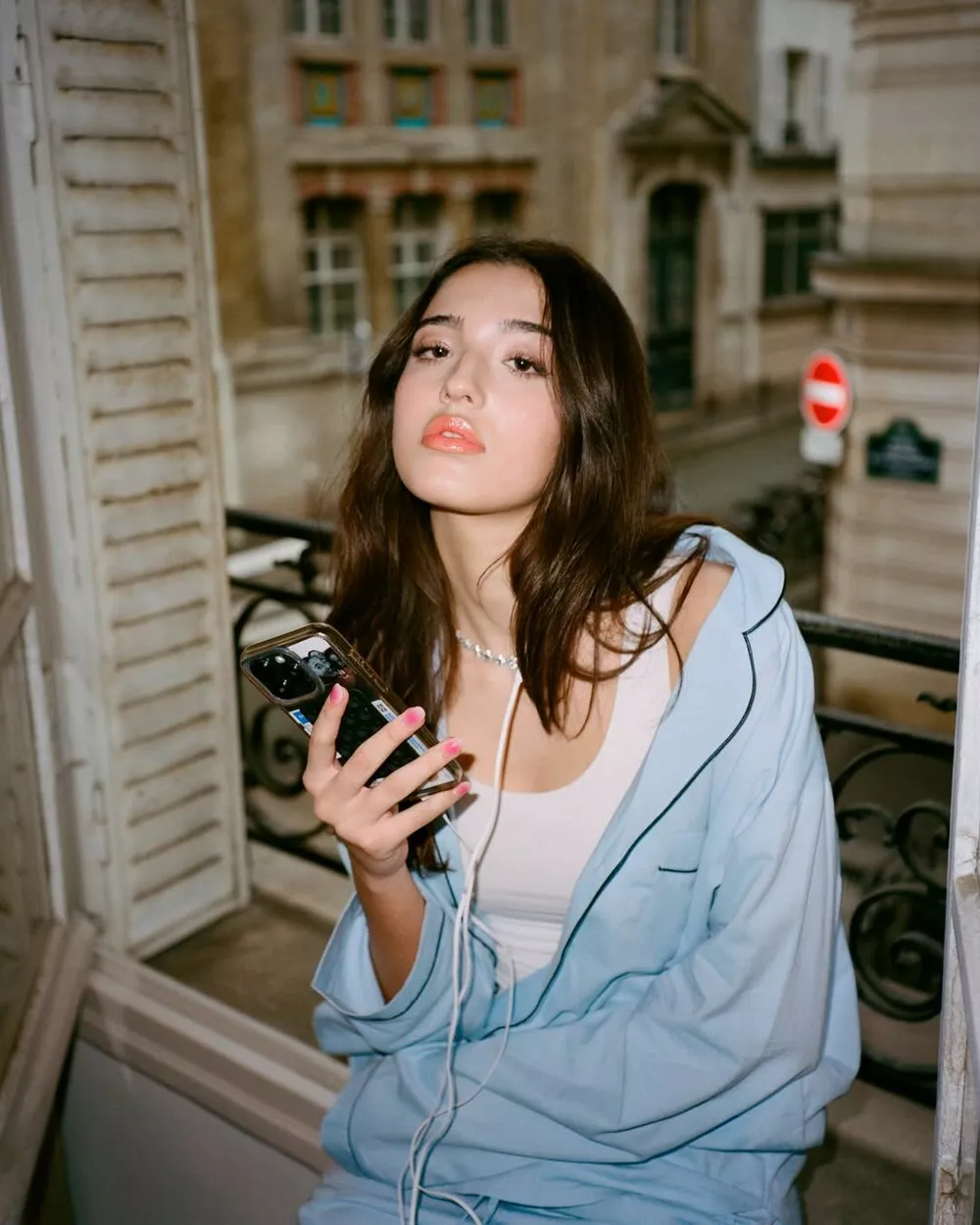 Леони Кассель