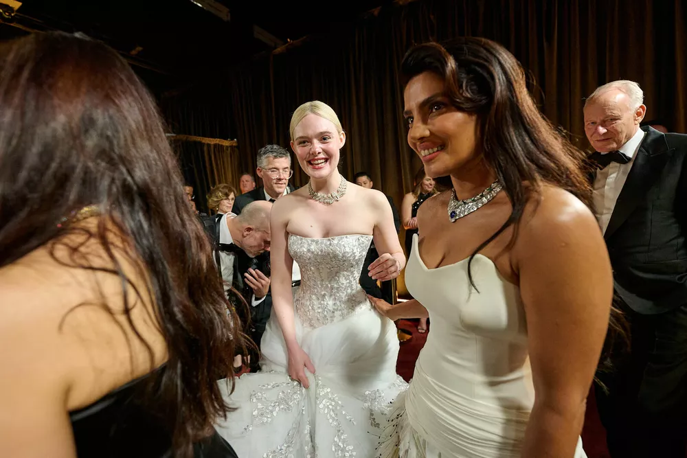 Эль Фаннинг и Приянка Чопра