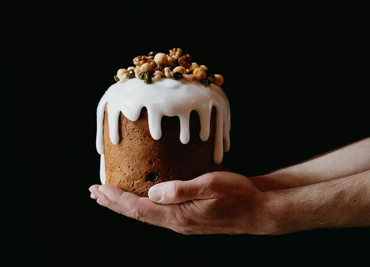 50 разных куличей, а также пасха, крашеные яйца и богатый праздничный стол — к Светлому Христову Воскресению
