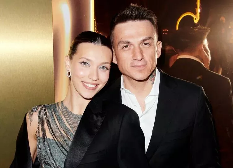 Премия VOICE: 10 лучших пар: Регина Тодоренко и Влад Топалов, Ассоль и ST, Лиза Моряк и Сарик Андреасян среди номинантов и гостей