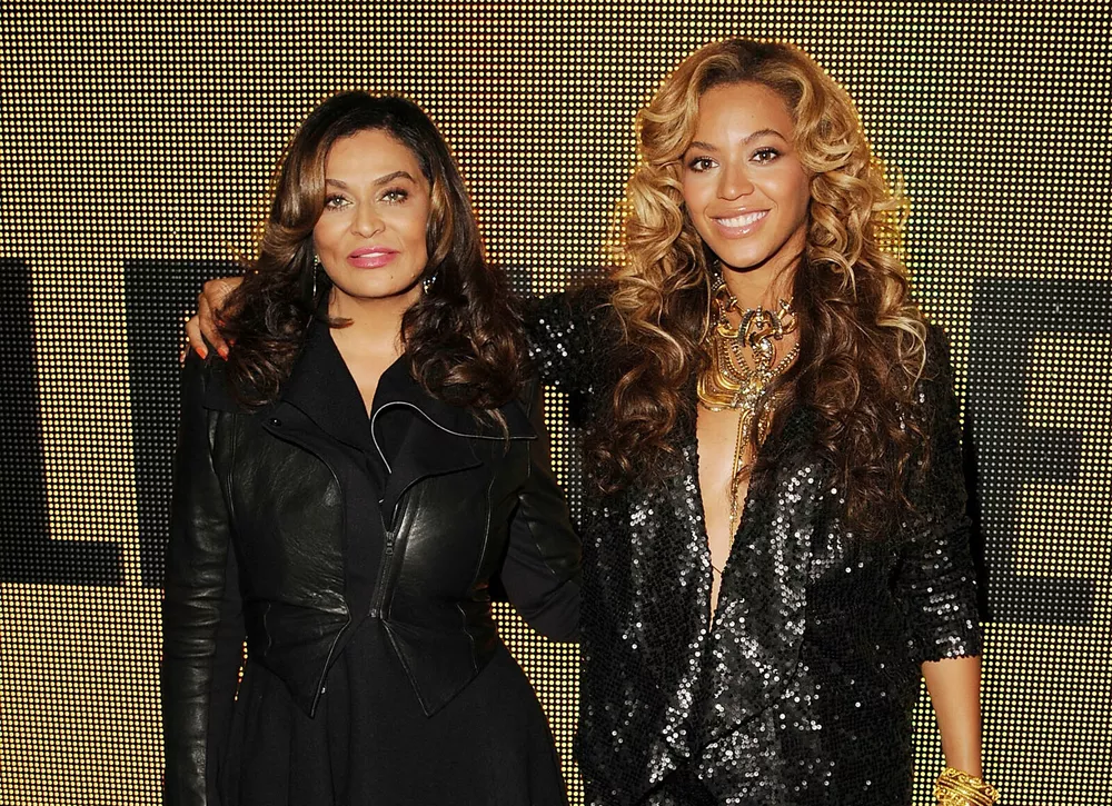 Это было отвратительно: мать Бейонсе прокомментировала слухи о поддельной беременности дочери 
