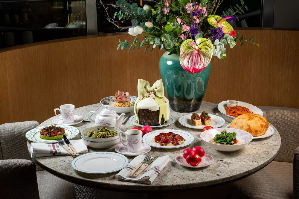 Пасхальный бранч в BURO Bistro