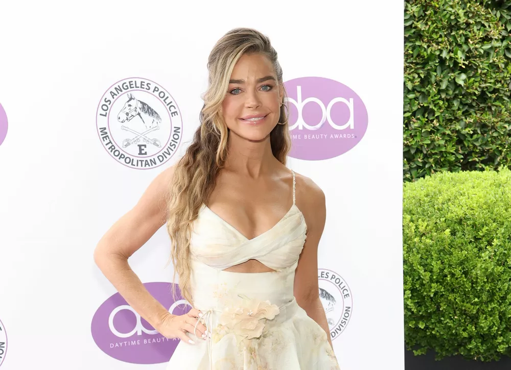 Дениз Ричардс одержала первую победу в суде над бывшим мужем