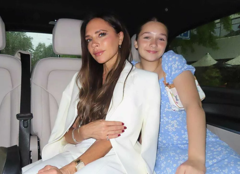 Харпер Бекхэм опубликовала неизвестное фото с кузиной