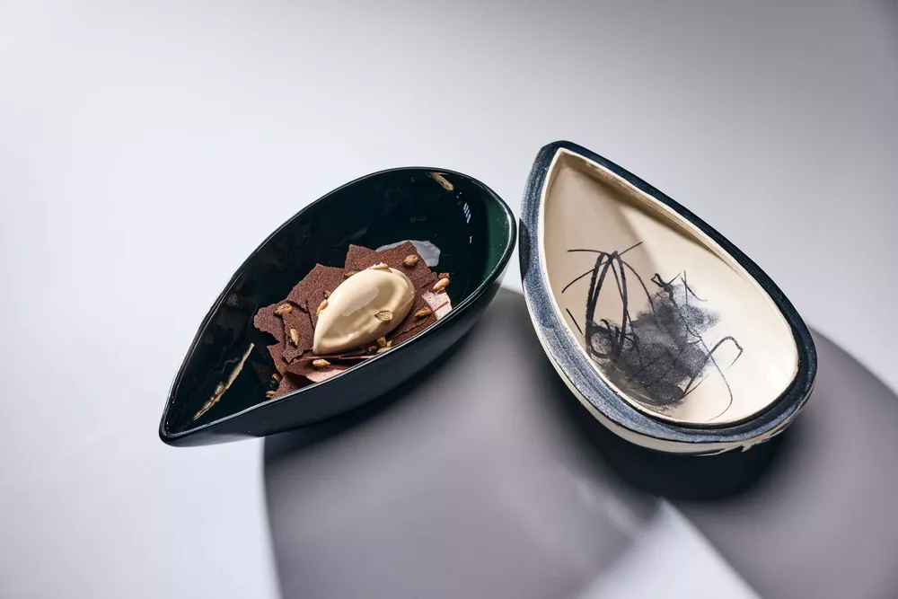 Десерт из меню лидера рейтинга WhereToEat International 2026 – ресторана BoBo (Bourgeous Bohemians)