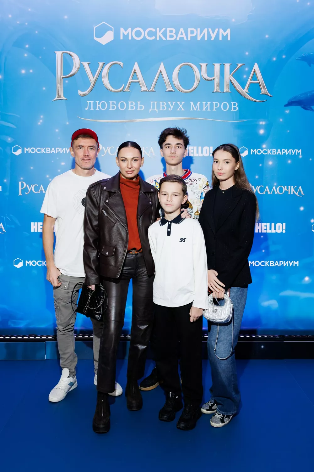 Юрий и Инна Жирковы с детьми