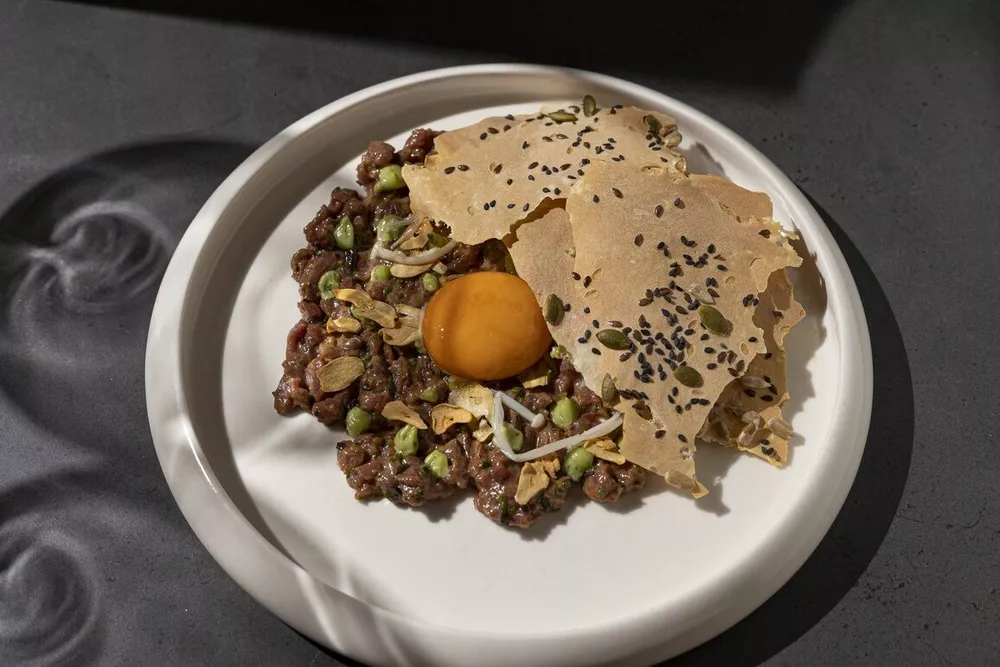 тартар в Red. Steak&Wine