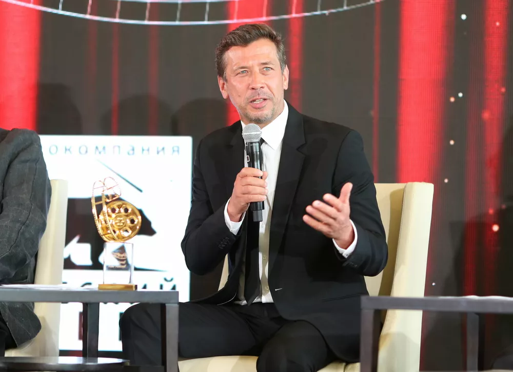 Нино Нинидзе, Александра Ребенок и Андрей Мерзликин на презентации Международного фестиваля “КиноБраво”