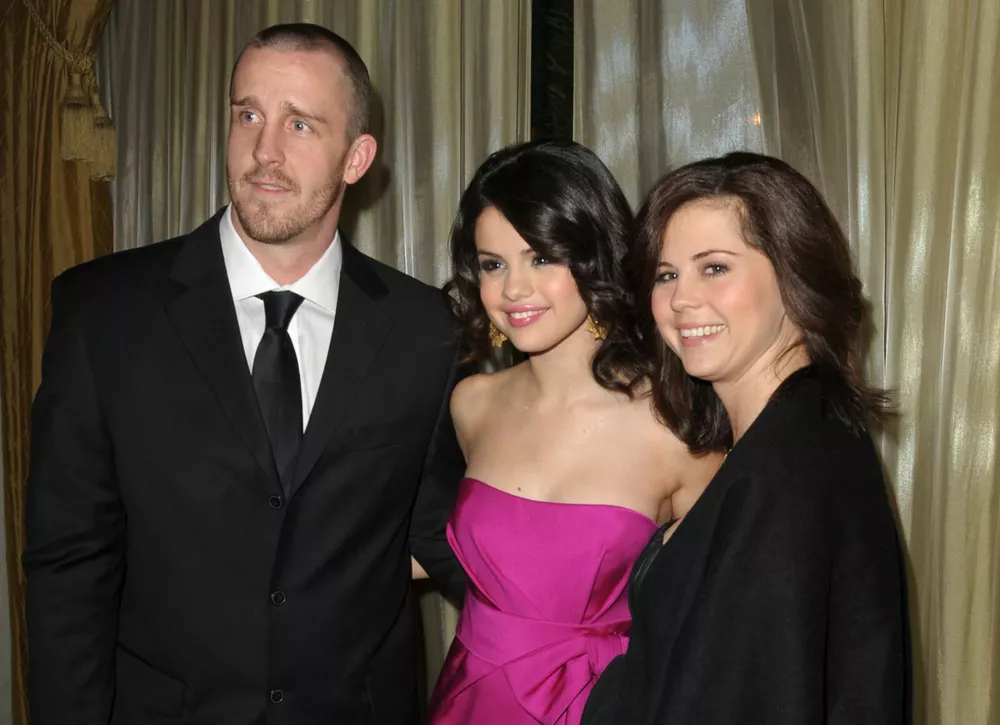 Мать Селены Гомес взяла миллионные кредиты, чтобы оплатить ее стартап