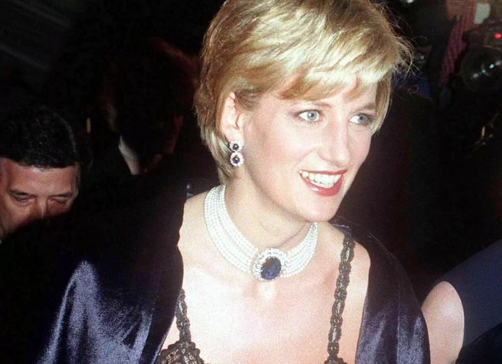 Какое платье носила принцесса Диана на Met Gala 30 лет назад
