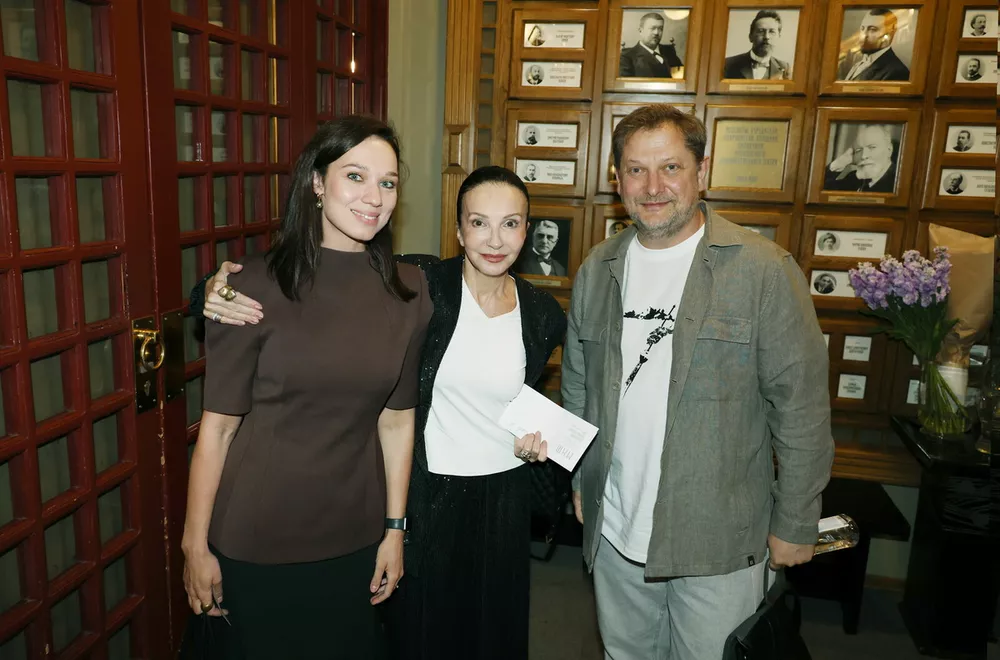 Ксения Теплова, Алла Сигалова, Евгений Писарев