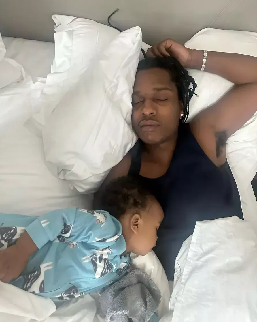 A$AP Rocky с сыном