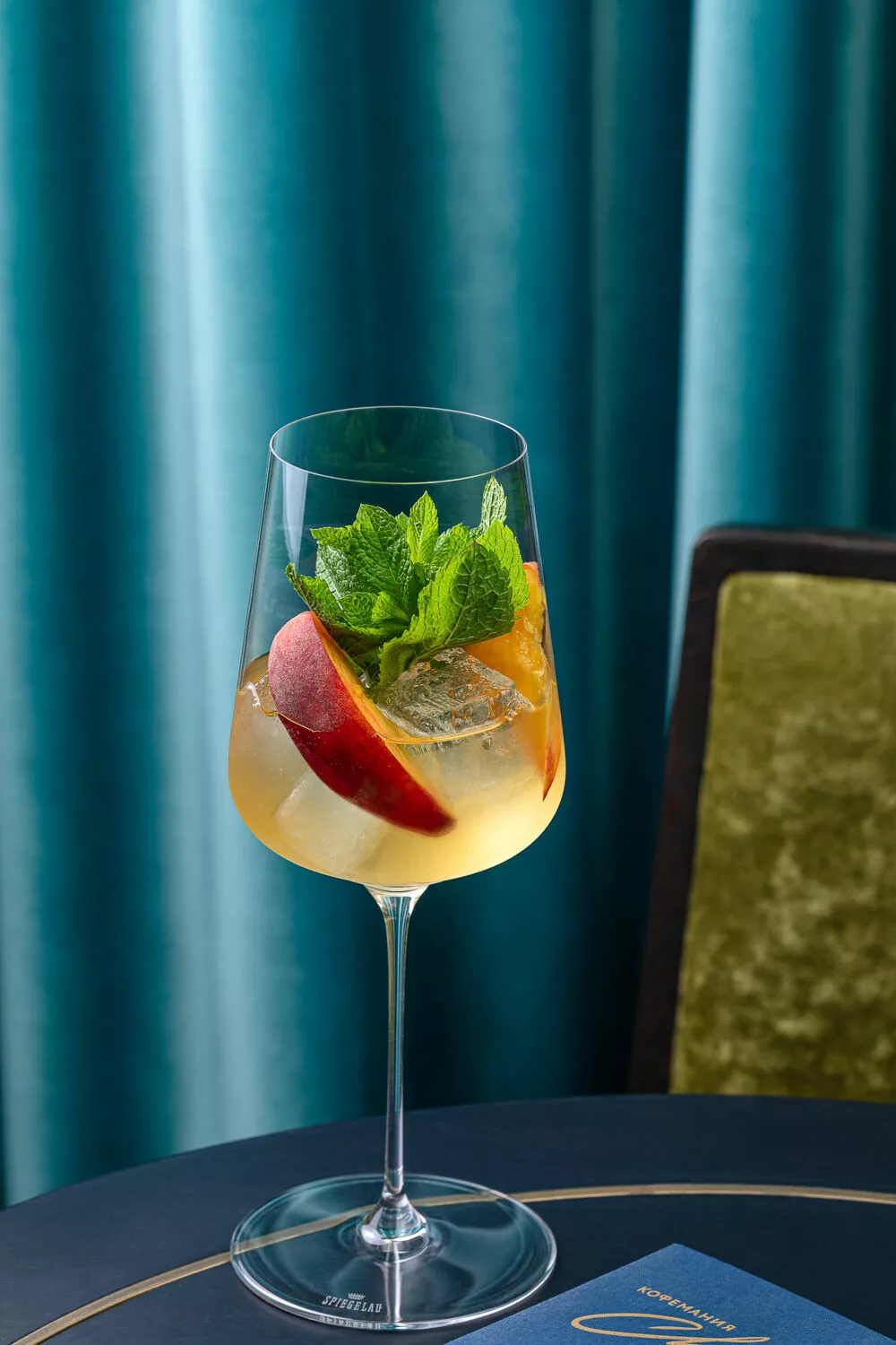 Peach wine