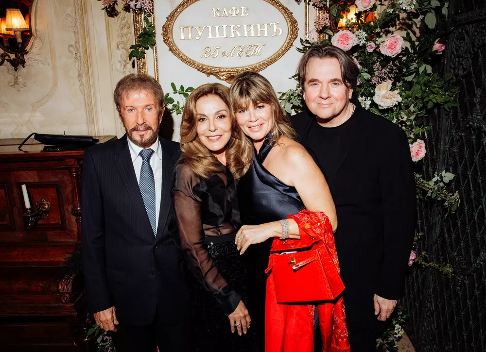 Юбилей Кафе Пушкинъ: Ида Галич, Анна Чиповская, Ляйсан Утяшева и другие среди гостей