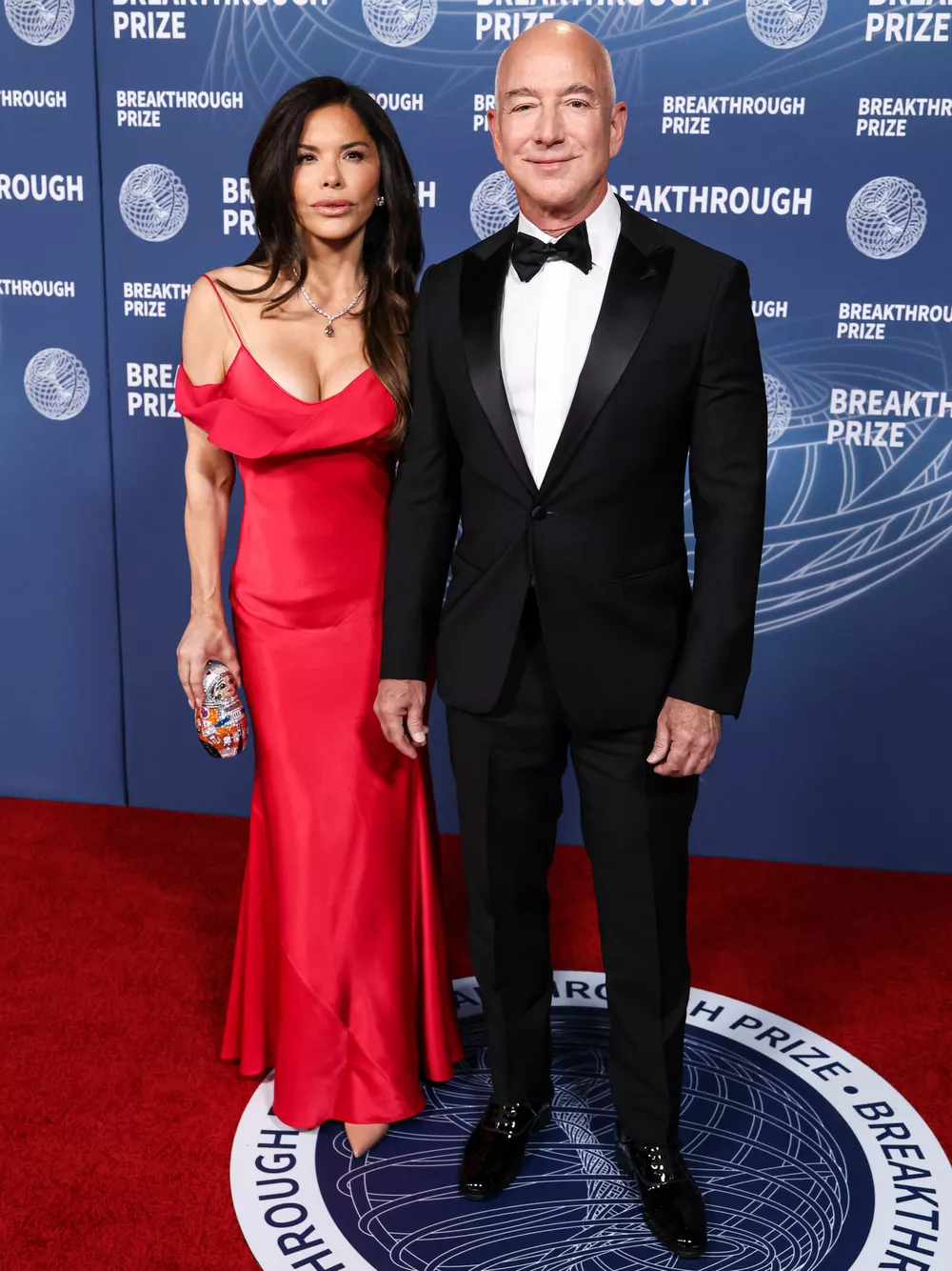 Безос и Санчес