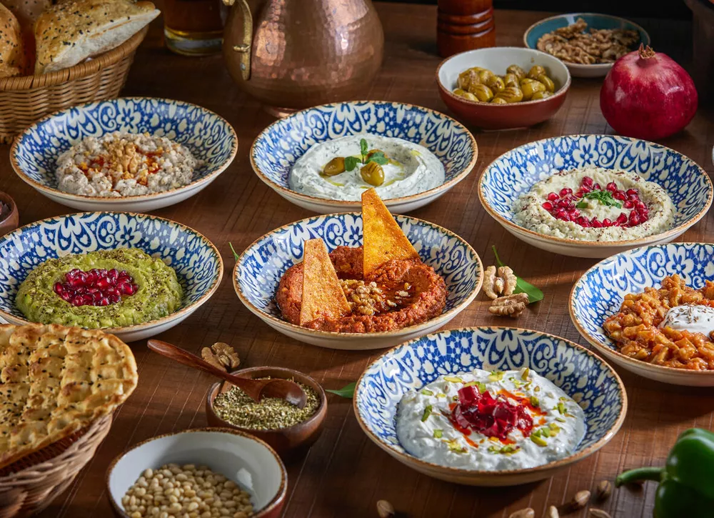 5 ресторанных решений на любой вкус: от специального меню для деловых встреч до квеста в стиле «Адской кухни»