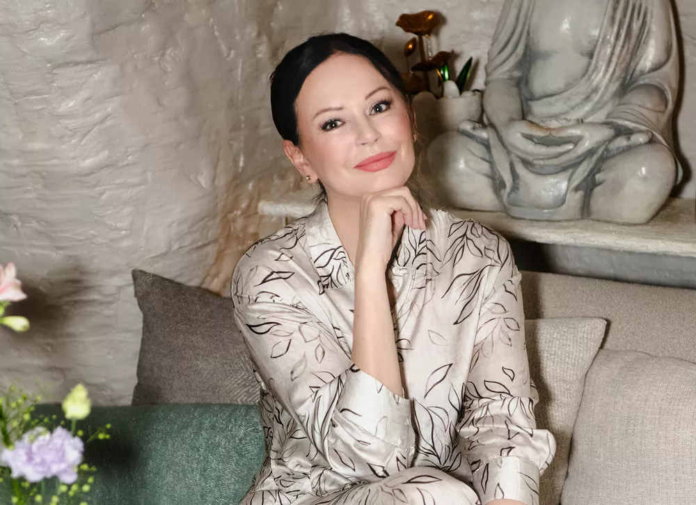 Ирина Безрукова, Маруся Климова, Александра Ревенко и другие на камерном бранче в центре Москвы