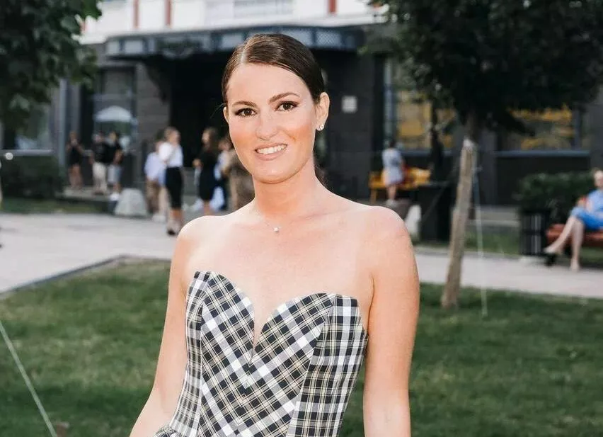 Это надо видеть: Рената Пиотровски – о сериале “Ткачевы на связи” и биографической драме “Мадам Клико”