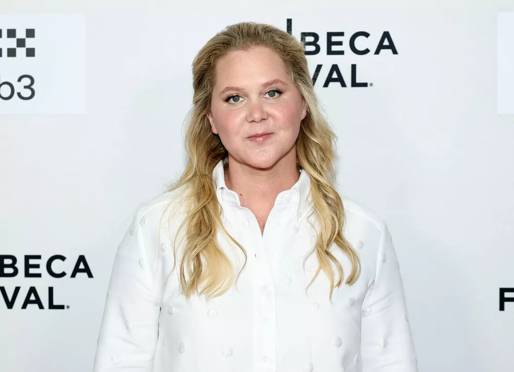 Эми Шумер выложила фото в купальнике