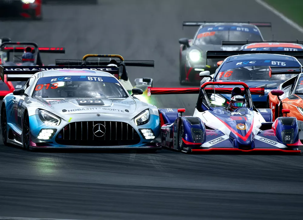 Триумф в дождевом хаосе: Алешин и Ременяко побеждают на GARAGE FEST 