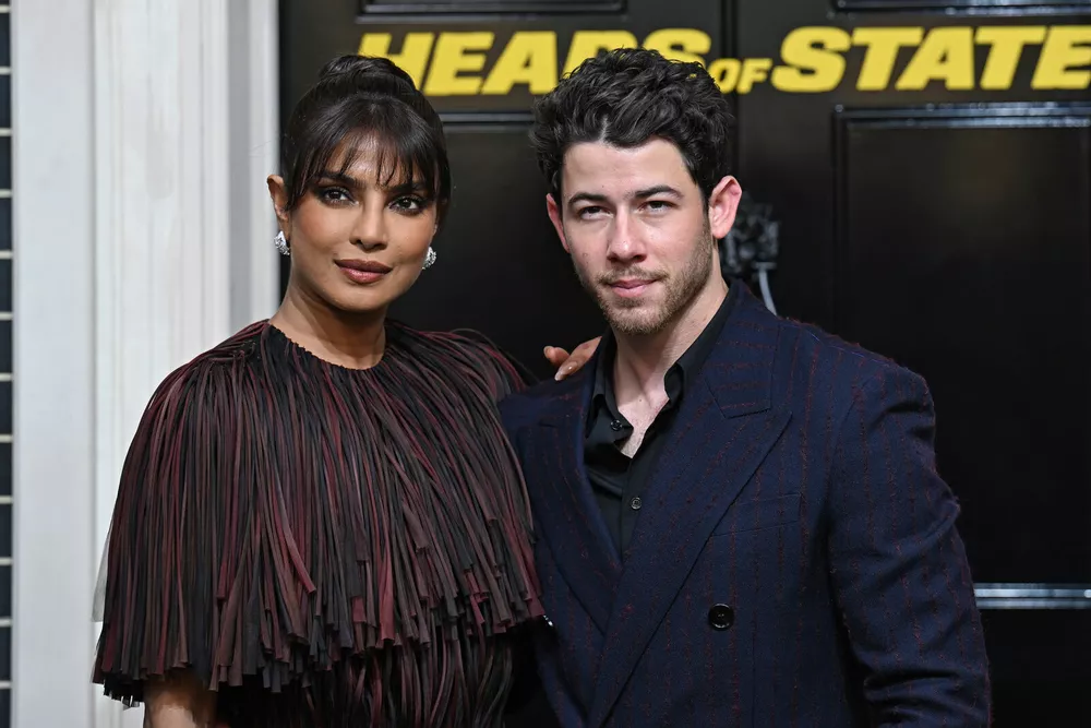 Чопра и Джонас