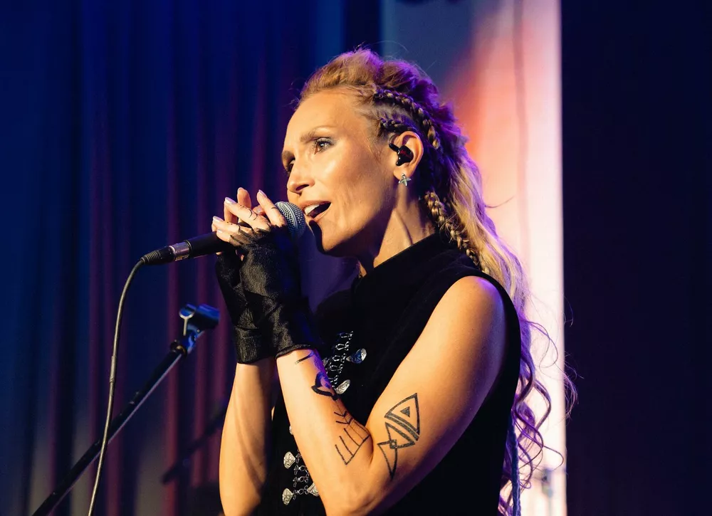 Вадим Самойлов и другие знаменитости на презентации мини-альбома Елена Jaya 