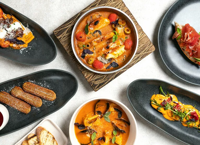 Синьор Помидор: лучшие рецепты от шефов и веселый праздник “Ла Томатина”