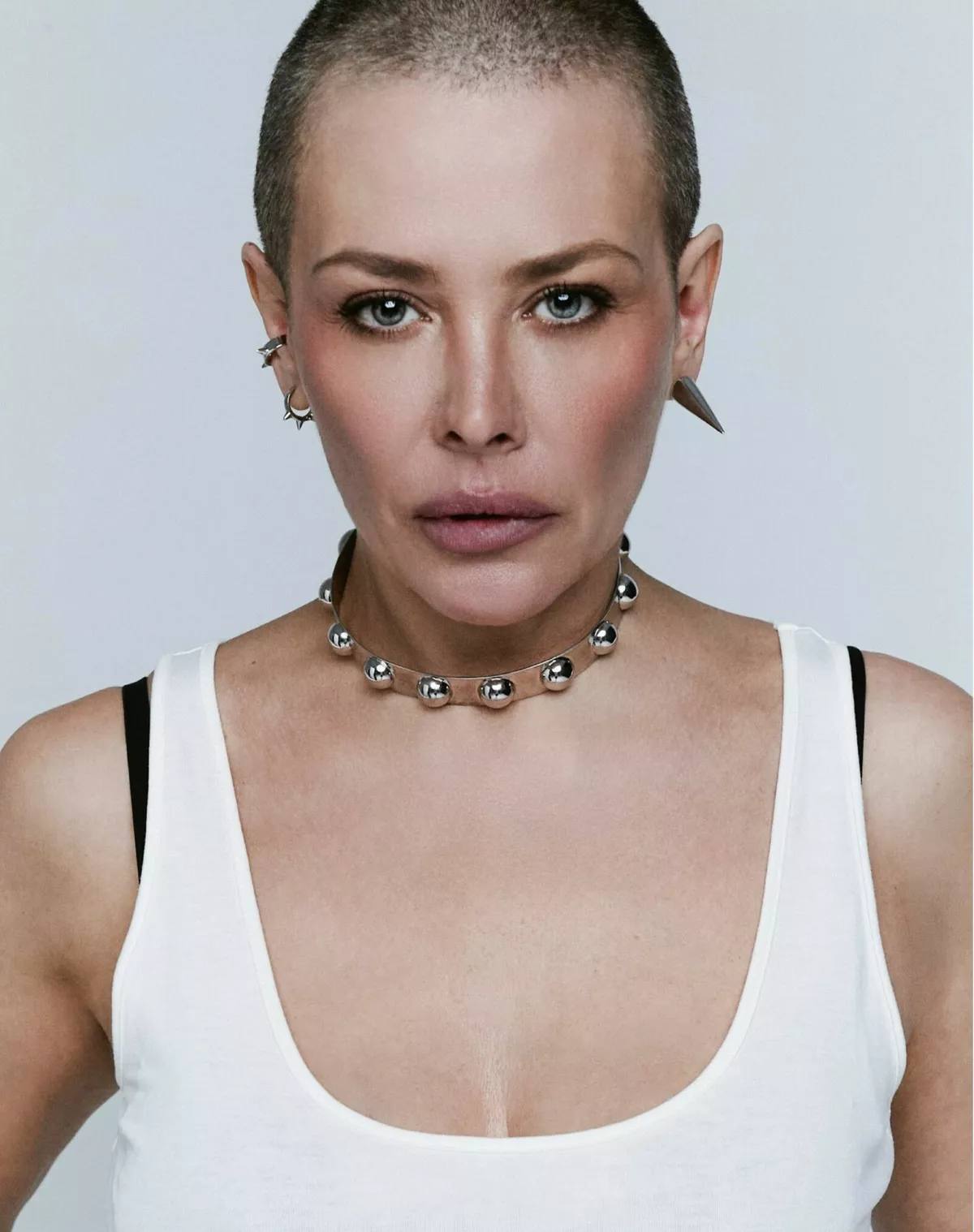 Екатерина Волкова лысая
